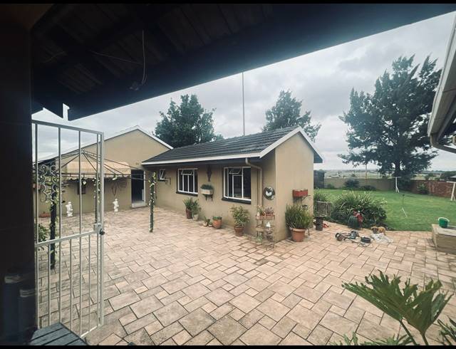 4 BEDROOM FREEHOLD FOR SALE IN DALPARK PROPER